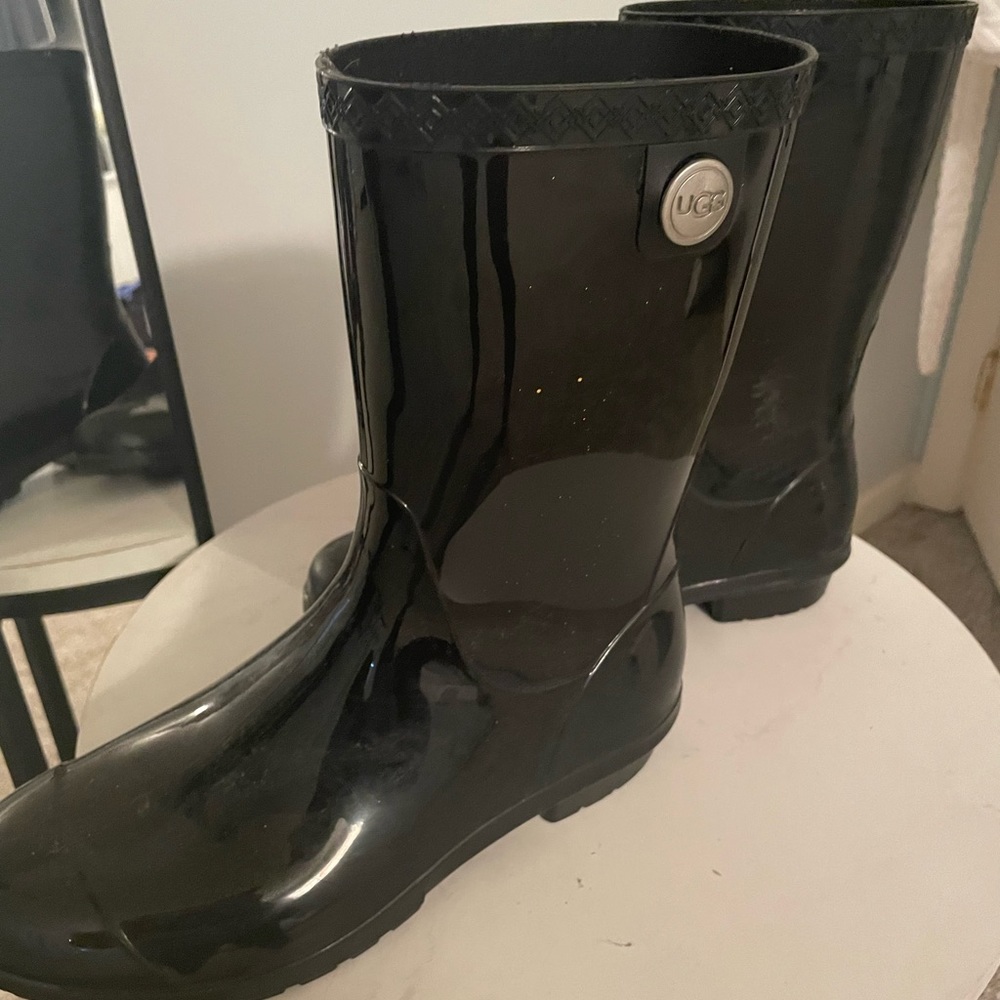 UGG rain boots